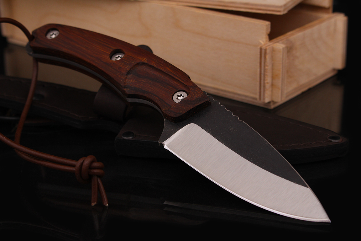 Нож "Айрус" кованая сталь 95х18(эл.ковки). Рукоять Зебрано.